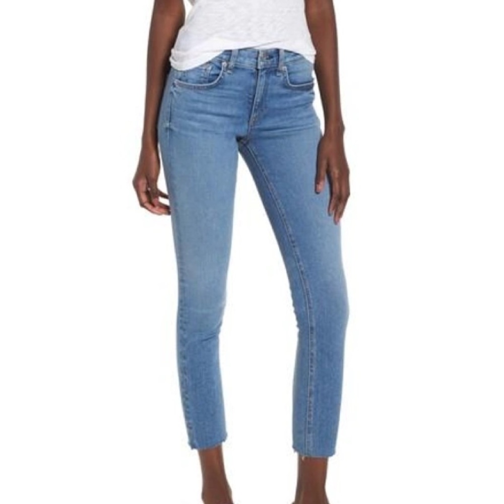 Rag & Bone cropped skinny jeans in levee size 27 midwash raw hem freyed